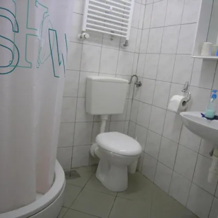 Ana.k Apartman *